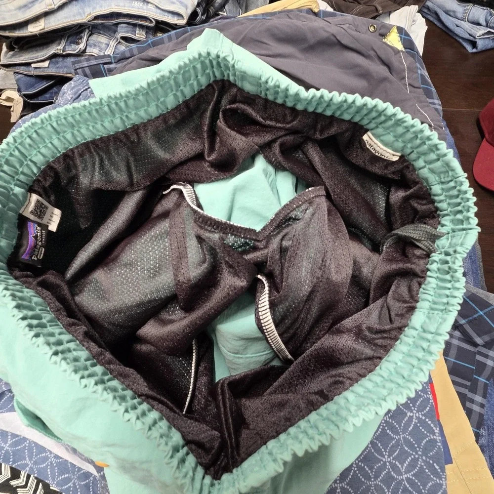 Patagonia Shorts Mens Small Green NetPlus Shells Swim Trunks‎ Lined Drawstring
